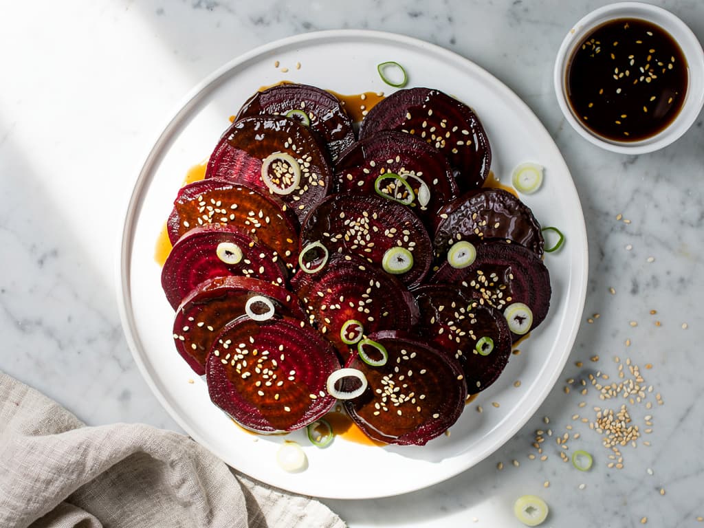 biet teriyaki geroosterde biet met teriyakisaus