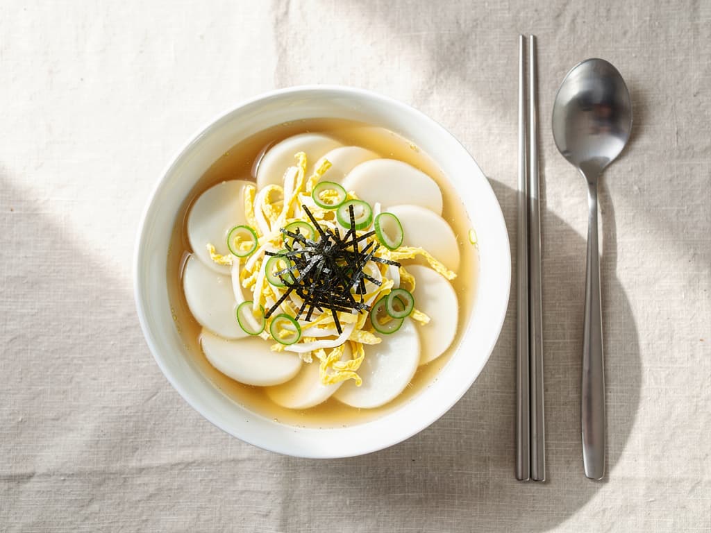 tteokguk nieuwe jaar rijstcake soep